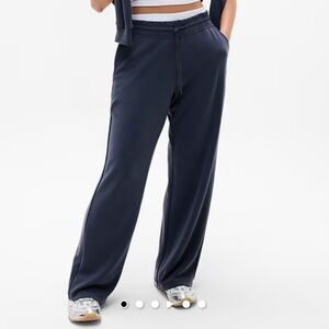 Athleta Seasoft Mid Rise Straight Pant in Slate Blue Size L